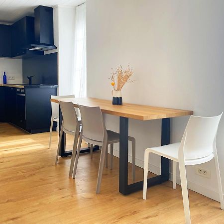 Charmant Appartement Renove Au Coeur De Concarneau Kültér fotó