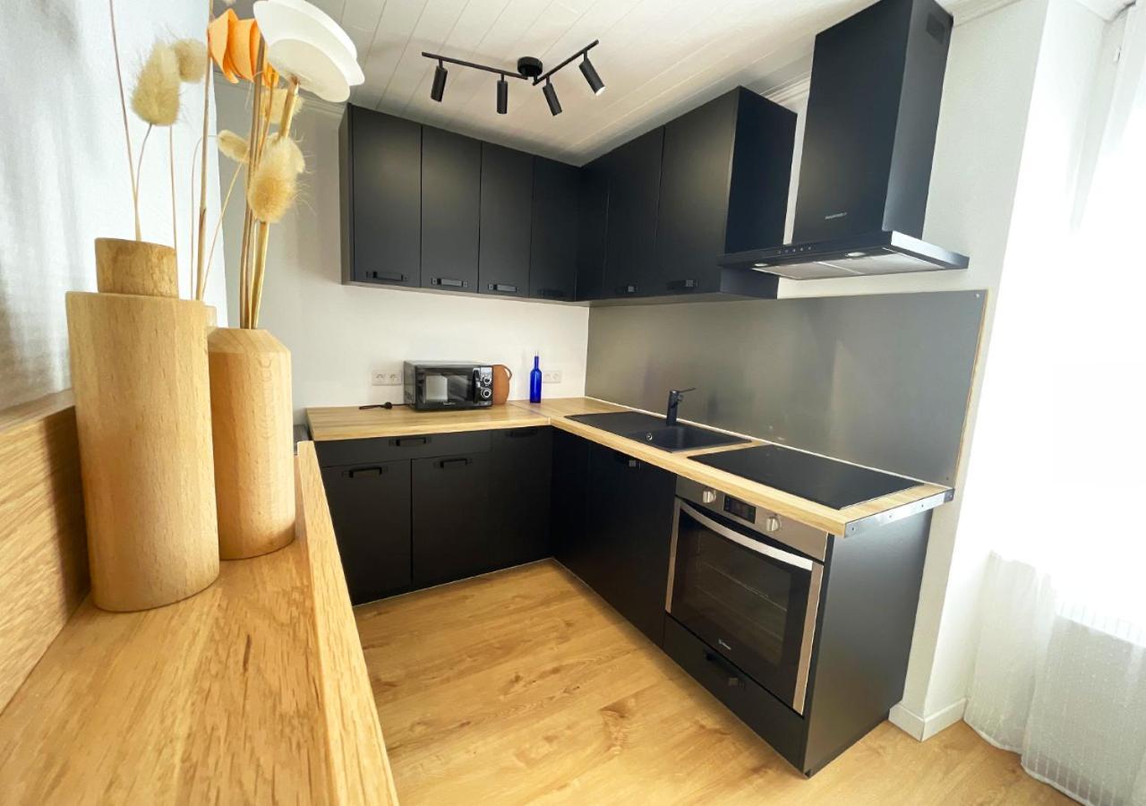Charmant Appartement Renove Au Coeur De Concarneau Kültér fotó